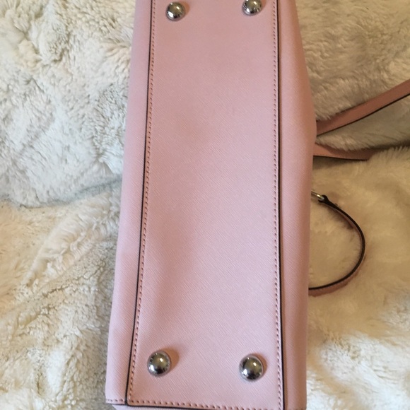 ⭐️SOLD⭐️Michael Kors Cynthia Bag💕😍💕👛 - Picture 3 of 8